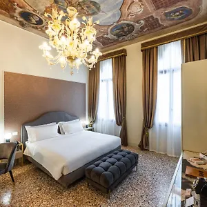 Palazzina Sardi Venice