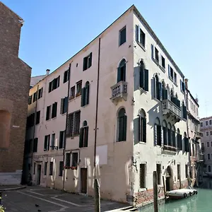 Ca' Foscolo Venice
